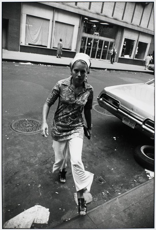 Untitled [paisley print], Garry Winogrand, 1981
