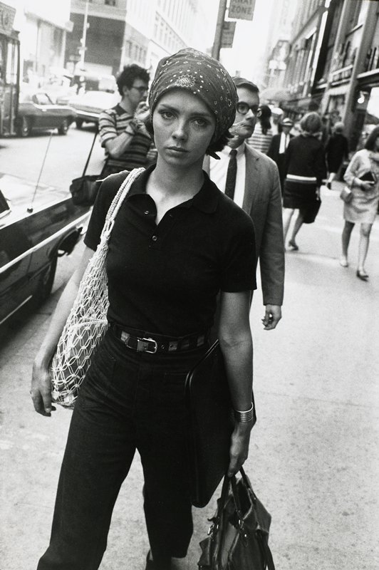 Untitled [purse], Garry Winogrand, 1981