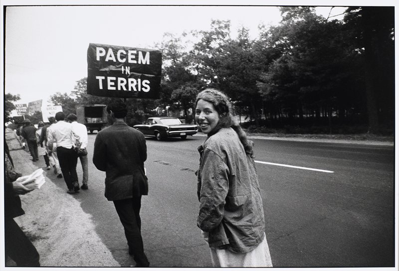 Untitled [peace march], Garry Winogrand, 1981