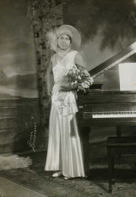 Untitled, James Van Der Zee, 1932