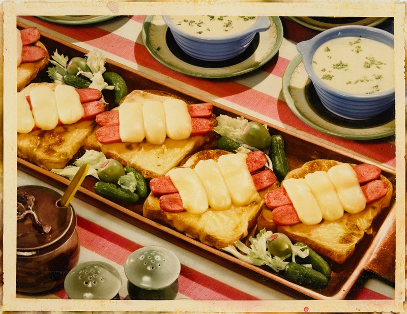 Untitled (hot dog sandwiches), Harry K. Shigeta, 1940s (?)