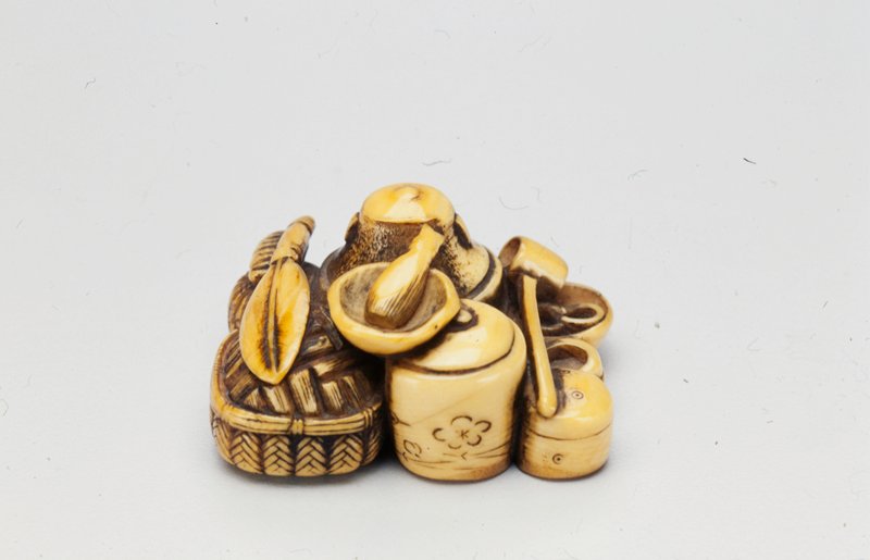 Netsuke [tea ceremony objects], Hōshinsai 寶真斎 | Mia