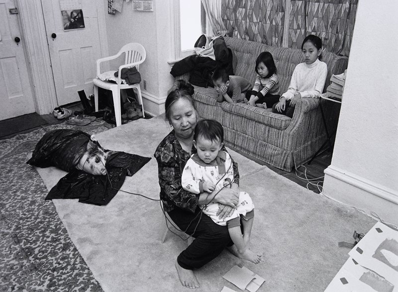 Shaman Ceremony, Frogtown, Wing Young Huie, 1994