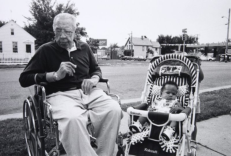 Frogtown: Wing Young Huie/ウィング・ヤング・ヒューイ Merry-Go-Round, Frogtown, Wing Young Huie | Mia