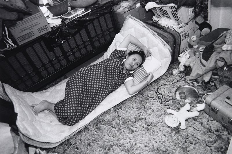 Pregnant Woman, Frogtown, Wing Young Huie, 1994