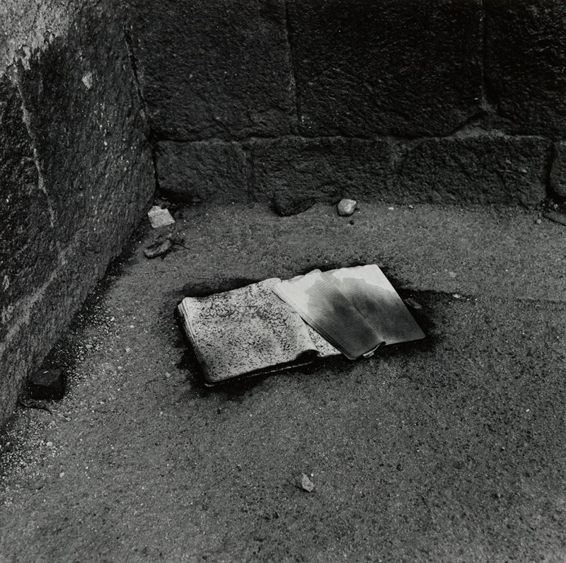 Untitled [Soiled Book in Corner, Mexico City, from Terremoto], Ricardo Bloch, 1985