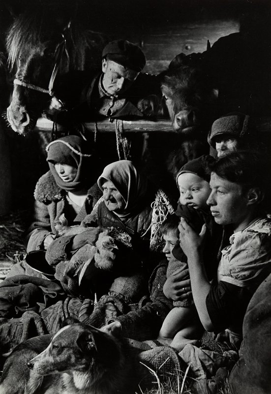 Untitled [family with animals], Leonard McCombe, 1923–99