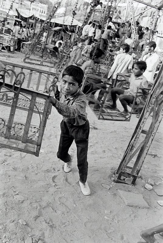 Carnival Worker, Jodphur, India, David Parker, 1993