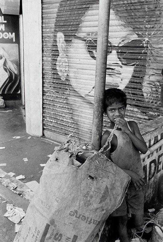 Garbage Picker, Baombay (Mumbai), India, David Parker, 1997