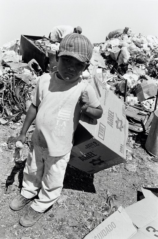 Garbage Picker, Acapulco, Mexico, David Parker, 1996