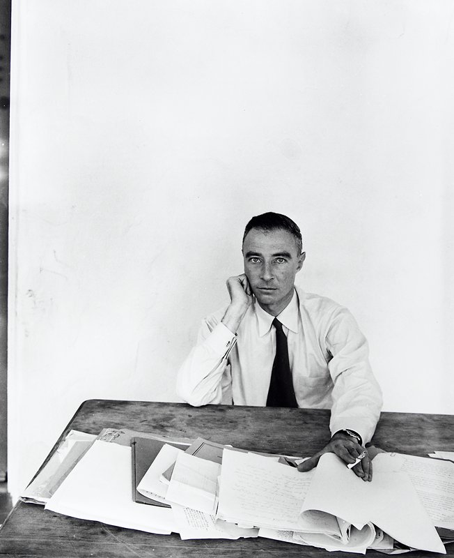 Robert Oppenheimer, Berkely California, Arnold Newman, 1946