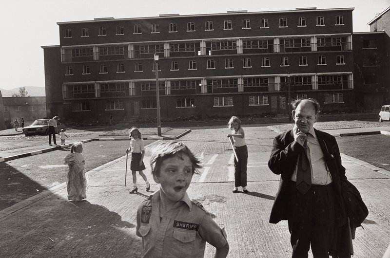 Brown Square, Summertime, Belfast, Gilles Peress, 1981