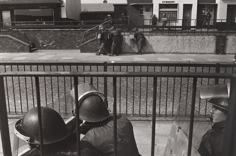 Internment Riots, Creggan Estate, Derry, Gilles Peress, 1971