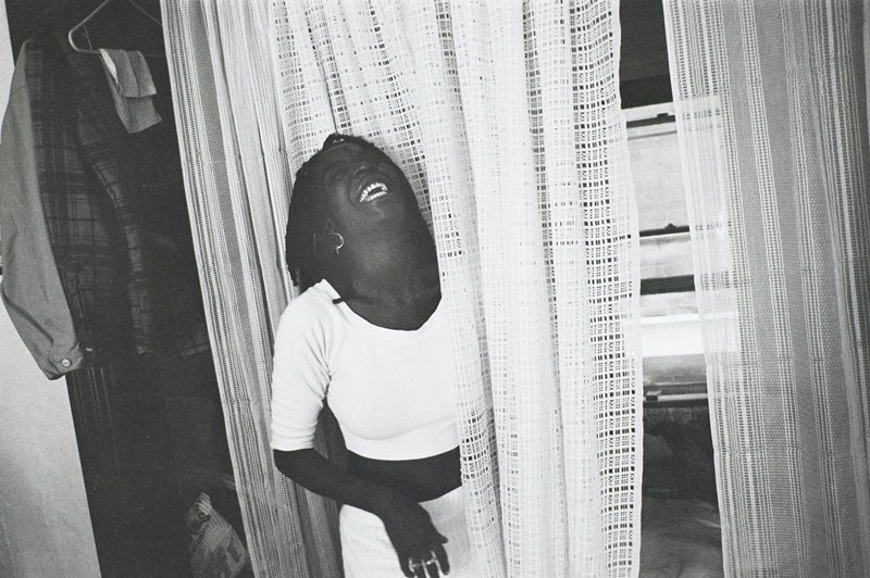 Woman, Frogtown, Wing Young Huie, 1994