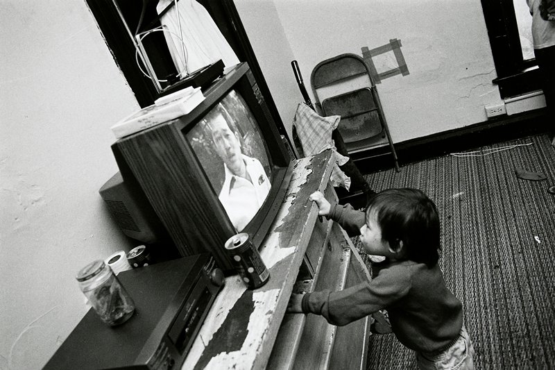 Boy, Frogtown, Wing Young Huie, 1994