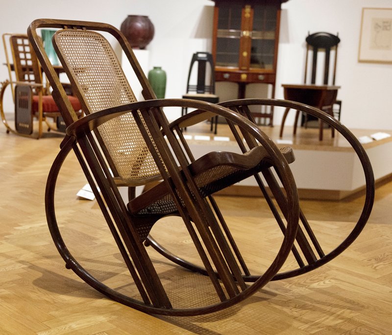 Egg rocking chair, Società Anonima Antonio Volpe | Mia Egg rocking chair, Società Anonima Antonio Volpe | Mia