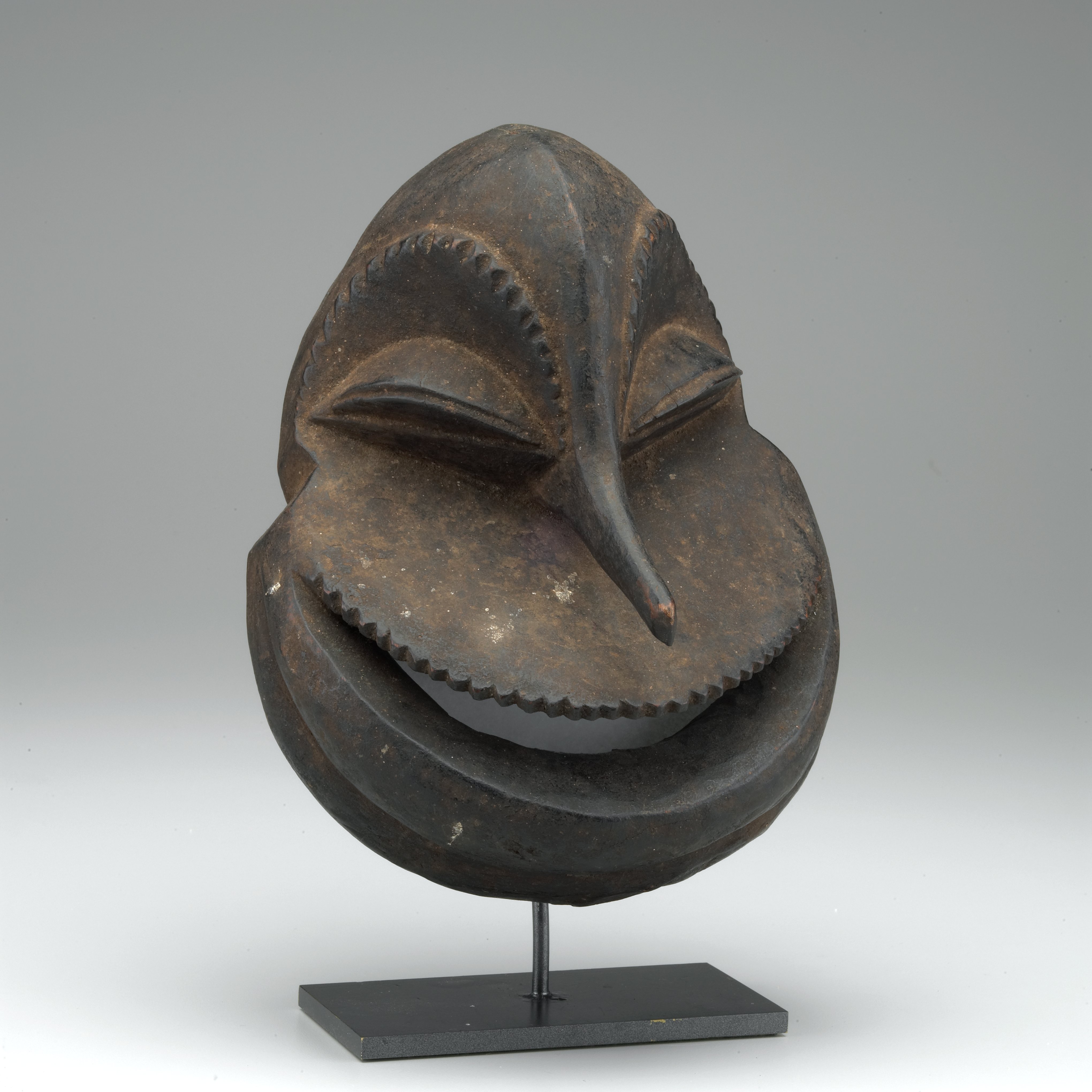 Misi gwa so'o (Chimpanzee Mask), Hemba artist | Mia