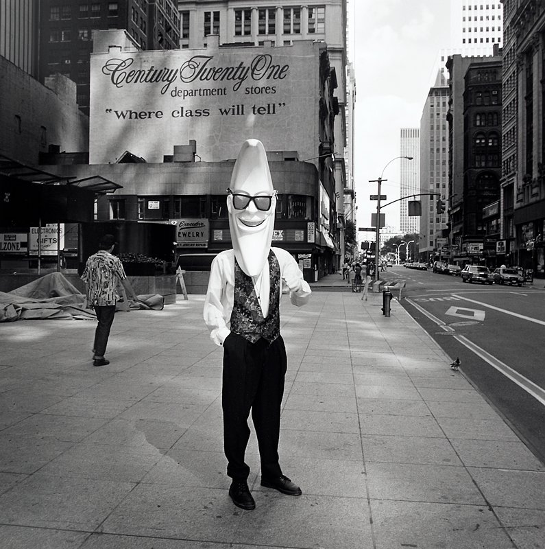 Man on Lower Broadway, New York City, Toby Old, 1987