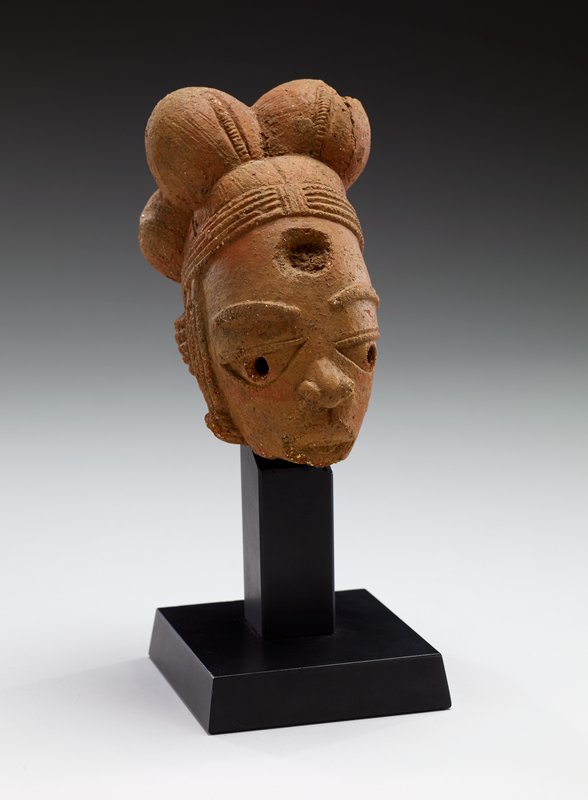Head, 1000 BCE–300 CE