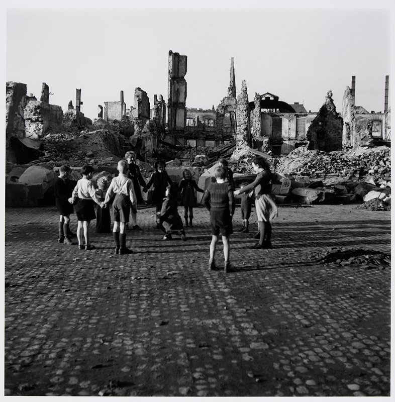 Ring-Around-the-Rosie, Freiburg im Breisgau, Germany, Werner Bischof, 1945