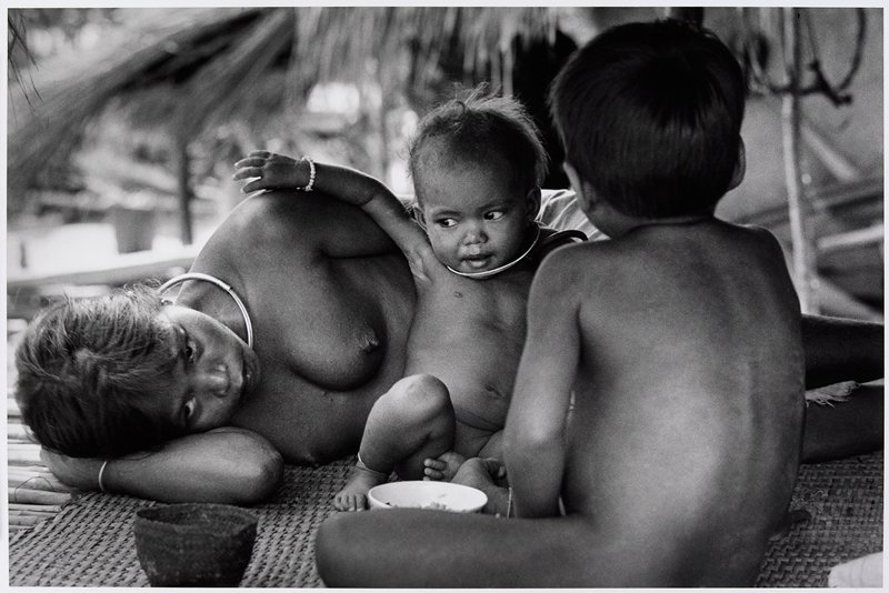 Mother and Children, Barau, Indochina, Werner Bischof, 1952