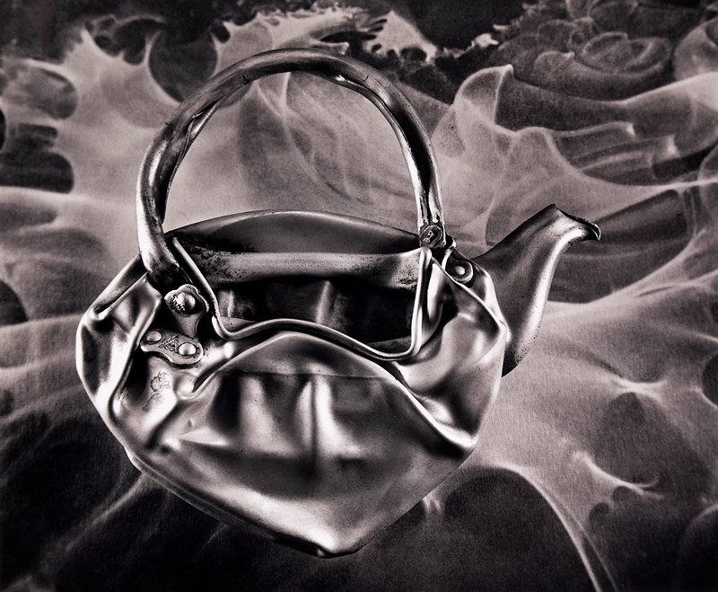 Teapot, Ruth Bernhard, 1976