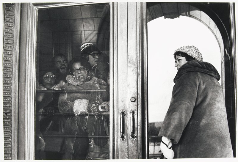 Hubert Humphrey Mourners, St. Paul, Richard Copley, 1978
