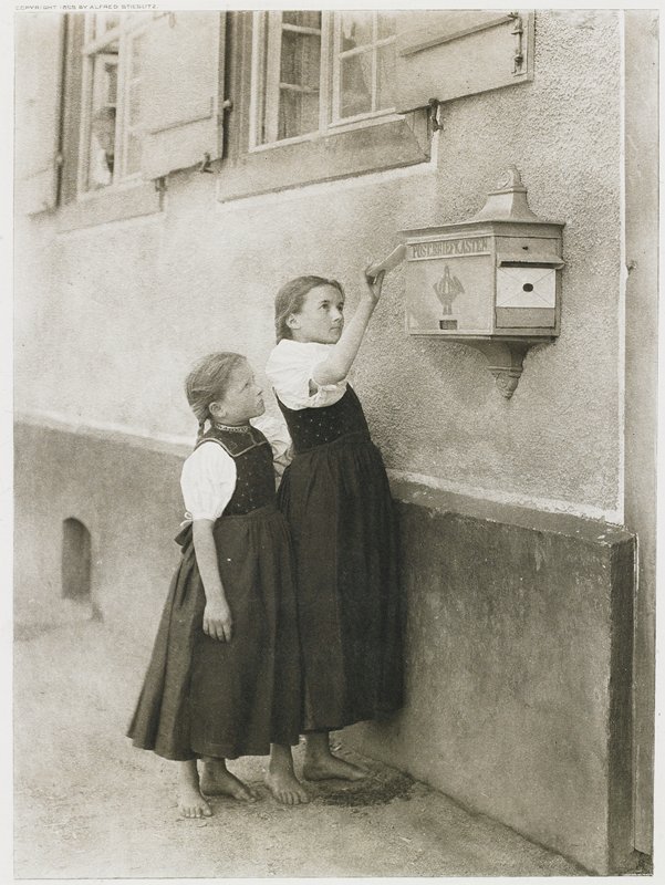The Letter Box, Alfred Stieglitz, 1894