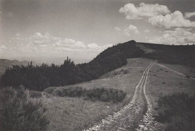 Le Contadour, Overlooking the Jabron Valley, Alpes de Haute Provence, Мартине Франк, 1995