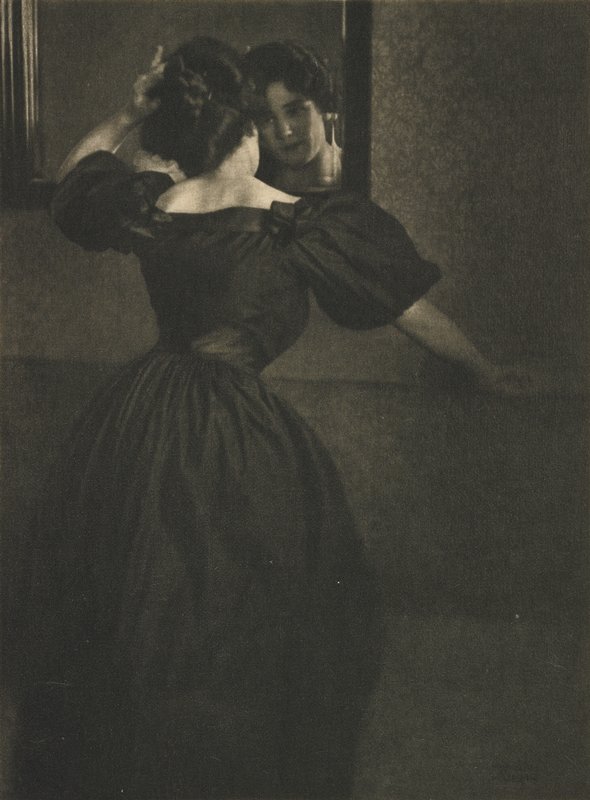 Girl with Mirror, Heinrich Keuhn, January 1906