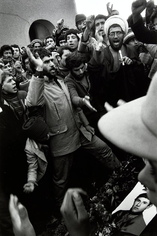 Burial, Tabriz, Gilles Peress, c. 1980