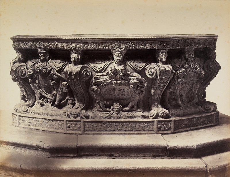 Putéal de la Cour du Palais Ducal, au nord, Carlo Ponti, 19th century