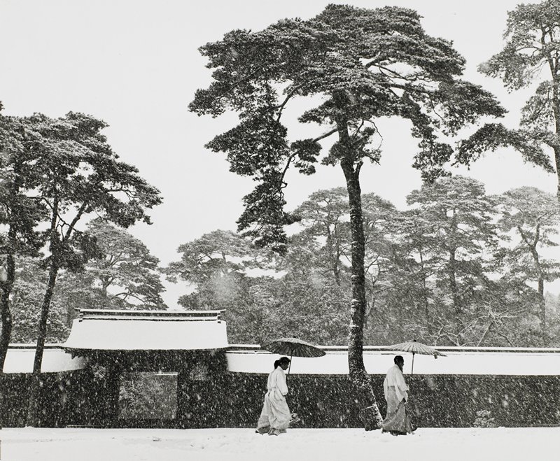 In the Court of the Meiji Temple, Tokyo, Werner Bischof, 1951
