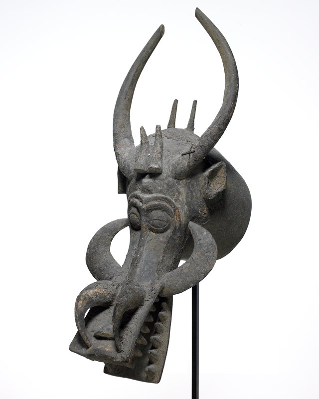 Mask, first half of 20th century