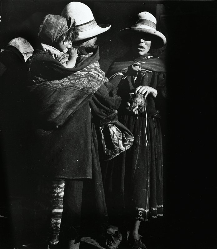 Market Conversation, Tarabuco, Bolivia, Esther Glaser Parada, 1964–66