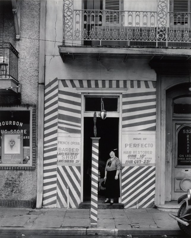 Barber Shop, New Orleans, Walker Evans, 1935 (printed 1971)