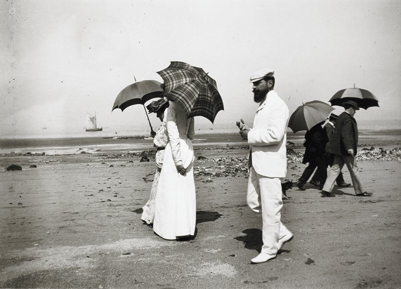Cousin Caro and Monsieur Plantevigne, Villerville, France, Jacques Henri Lartigue, 1906