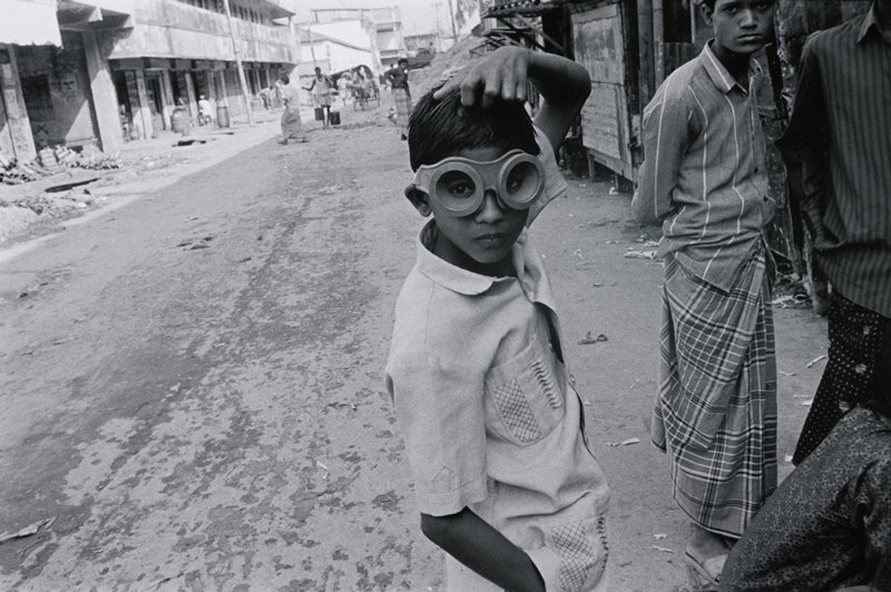 Street Workers, Bangladesh, David Parker, 1993