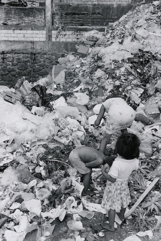 Garbage Pickers, Mexico, David Parker, 1996