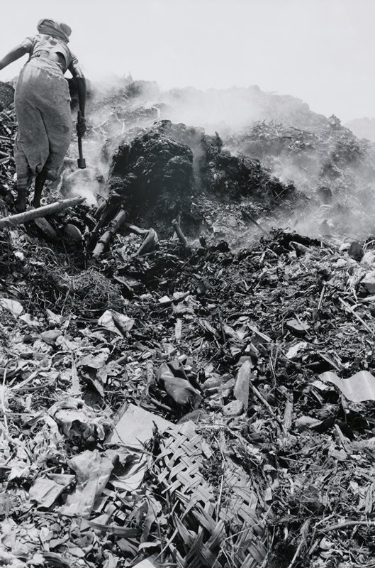 Garbage Picker, India, David Parker, 1995