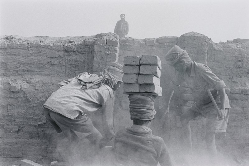 Brick Workers, Nepal, David Parker, 1993