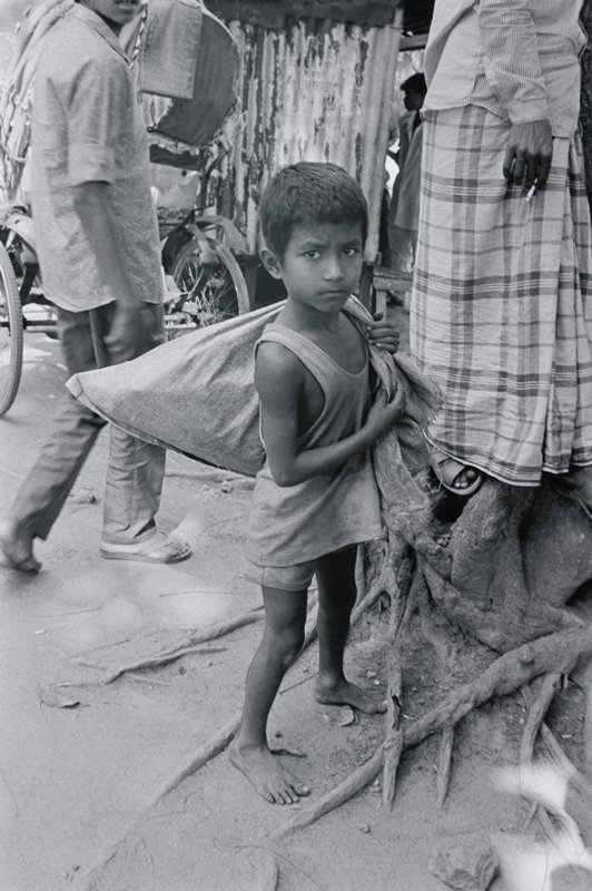 Garbage Picker, Dhaka, Bangladesh, David Parker, 1993