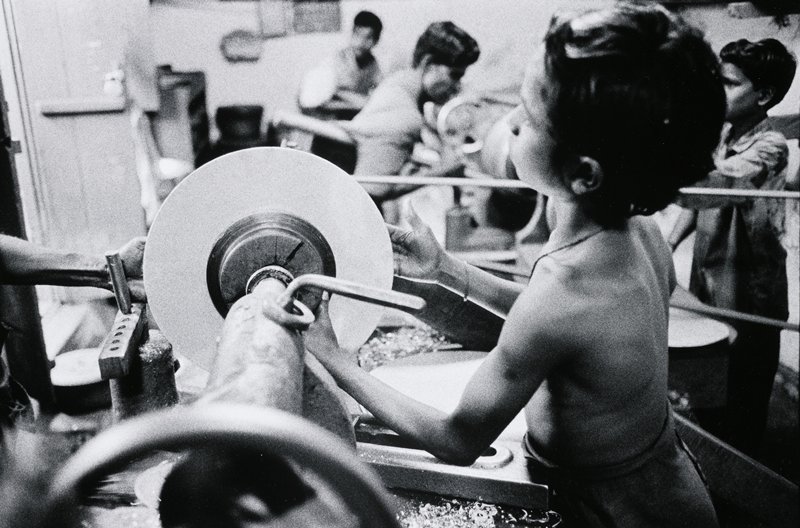 Machine Operator, India, David Parker, 1995