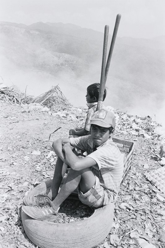 Garbage Pickers, Acapulco, Mexico, David Parker, 1996