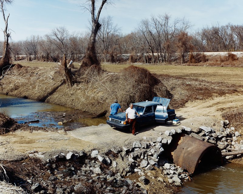 Fishermen, Wickliffe, Kentucky, Alec Soth, 2002