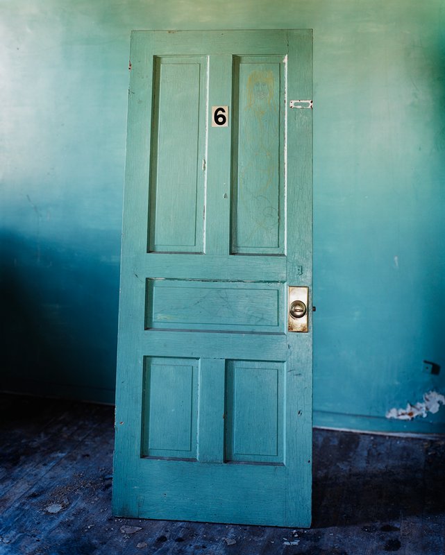 Hotel, Dallas City, Illinois, Alec Soth, 2002