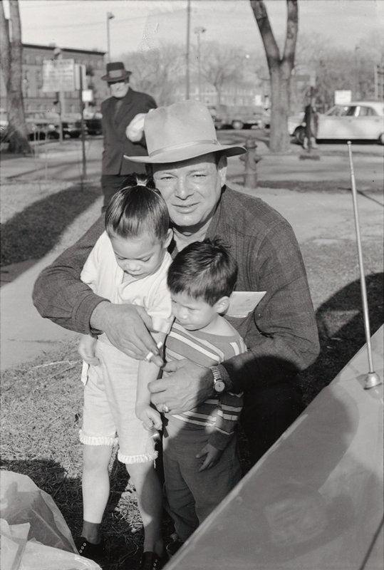 Man with His Kids, North Minneapolis, Minnesota, Thomas F. Arndt, 1965