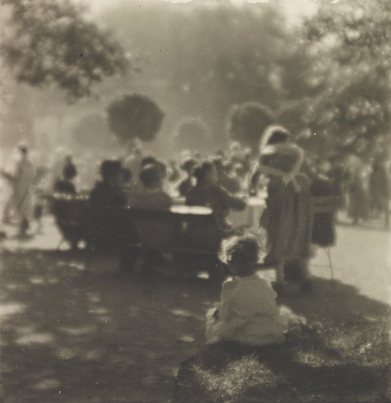 Sunday Afternoon on Kolin Island, Josef Sudek, 1924–26