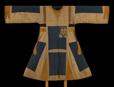 Dokumentasi “Army tunic”; Cotton, wool. Minneapolis Institute of Art.