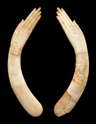 Dokumentasi “Pair of clappers”. Minneapolis Institute of Art.